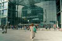 Украинские продюсеры выпустили фильм о волонтерах Германии