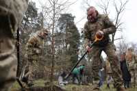 Пiд Львовом з'явиться сквер пам'ятi воїнiв-добровольцiв