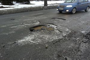 В Киеве началась подготовка к сезону ремонта дорог