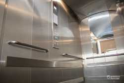 У днiпровськiй лiкарнi замiнили пiдйомники