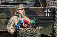 Литва обучает украинских военных обращению с противотанковым вооружением