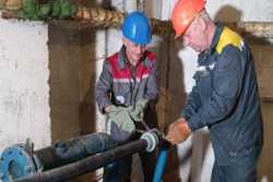 У Харковi ремонтують внутрiшньобудинковi системи