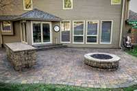 Что лучше - бетон или тротуарная плитка во дворе. Фото и видео