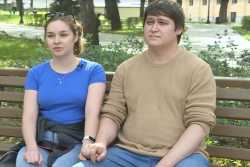 Украинка и россиянин поженились и вместе бегут от войны через Казахстан