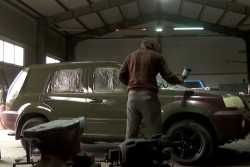 Волонтеры совершенствуют пикапы для фронта