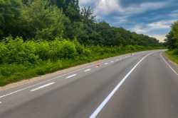 На дорогах Чернiвецької областi поновили розмiтку