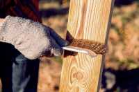 Браширование древесины своими руками.  Фото и видео