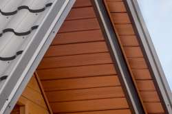 На рынке кровельных материалов представлена подшивка для стальной крыши