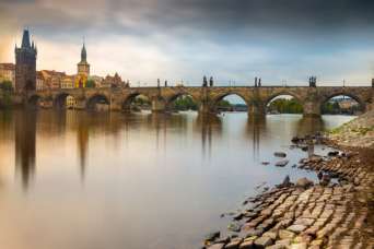 Инженеры воссоздали процесс строительства Карлова моста