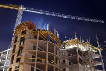 Львов взялся за снос самого большого самостроя