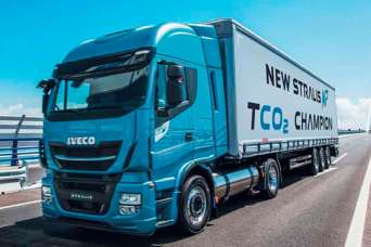 В Украине появился первый метановый тягач IVECO