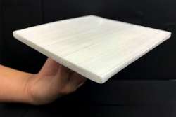 Новая древесина будет охлаждать здания, отражая свет