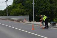 На вiдремонтованому шляхопроводi бiля Тернополя знову перевiрили якiсть дорожнього покриття