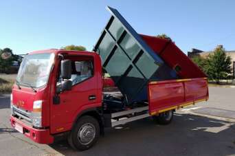 В Украине собран первый самосвал на базе на шасси JAC. Фото