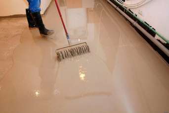 Какие инструменты нужны для монтажа наливного пола своими руками