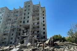 В Сергiївцi вiдбудують зруйновану росiйською ракетою дев&#039;ятиповерхiвку