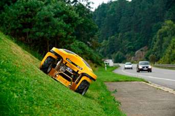 В Украине ожидается появление новой газонокосилки-беспилотника. Видео