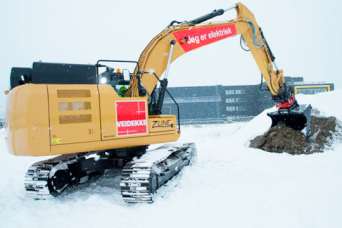 Caterpillar построил гигантский электроэкскаватор