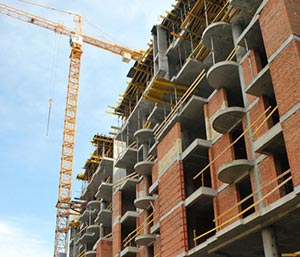 Спрос на жилье в Украине высок, продажи – снижаются 