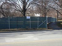 Чтобы замять один строительный скандал, в Киеве устроили другой