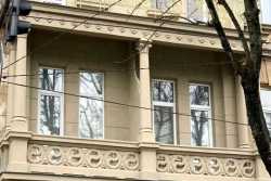 У Львовi оновили ще 6 балконiв