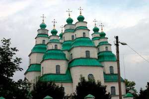 Сколько должно быть куполов и какого они цвета в христианских храмах