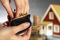 Львов не хочет платить налог на недвижимость