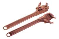 Изобрели гаечный ключ для поврежденных болтов и гаек. Видео