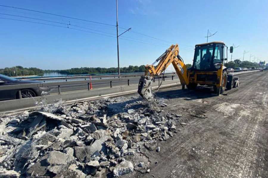 Київ хоче вiдремонтувати мiст за 225 млн. грн.