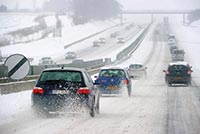 Под Киевом Служба автодорог справилась с тяжелой ситуацией на трассе М-05