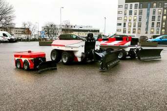 В Эстонии работают беспилотные уборщики улиц. Фото и видео