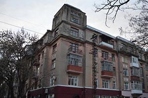 В Николаеве перестроили памятник и захватили 550 га земли