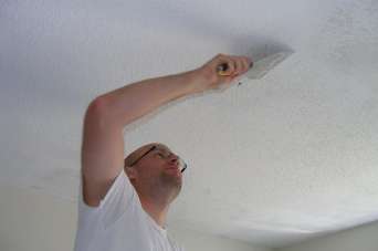 Как убрать трещины на потолке за пять шагов. Видео