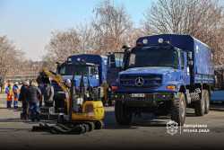 Запорiжжя отримало комунальну технiку вiд мiжнародних партнерiв