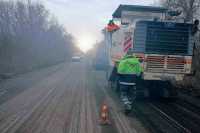 Ямковий ремонт прифронтових дорiг становить 70% вiд усього об&#039;єму утримання