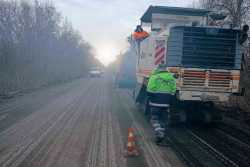 Ямковий ремонт прифронтових дорiг становить 70% вiд усього об&#039;єму утримання