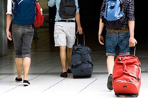 Молодежь угрожает уехать из страны, если не будет доступного жилья