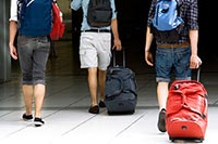 Молодежь угрожает уехать из страны, если не будет доступного жилья