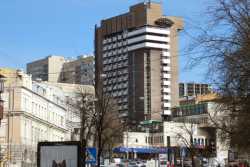 Київ повертає готель у державну власнiсть
