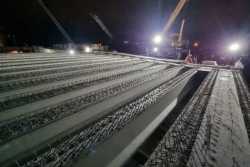 На Дегтярiвському мосту в Києвi оновили балки