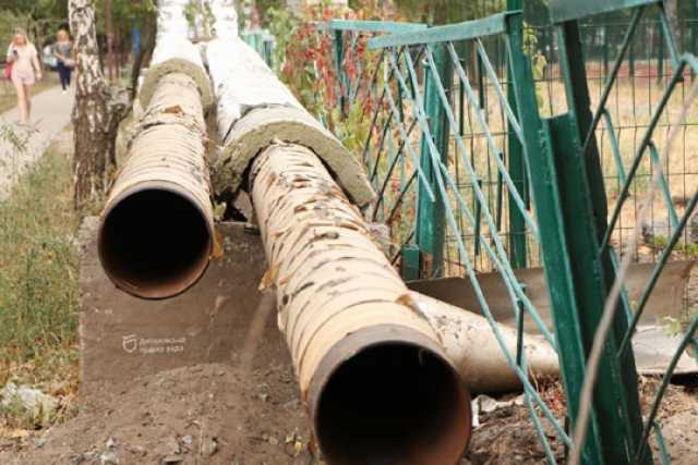 Днiпро активно замiнює трубопроводи теплової мережi