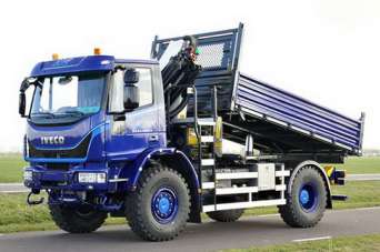 Как среднетоннажный грузовик превратили в многофункциональный вездеход. Фото