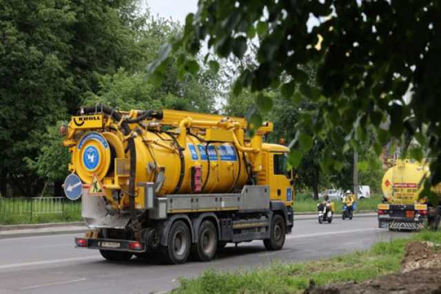 У Львовi зловживають можливостями каналiзацiйної мережi