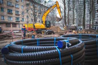 В Святошинському районi мiняють тепломережi