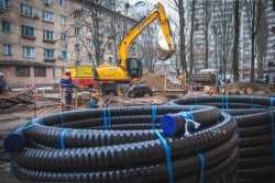 В Святошинському районi мiняють тепломережi