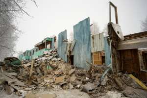 Строители по ошибке снесли жилой дом