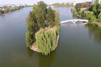 Ивано-Франковск заказал ремонт набережной озера