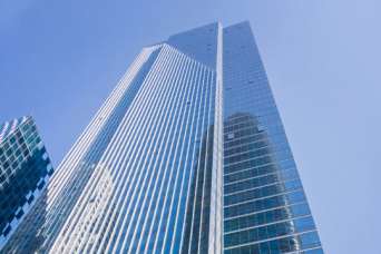 "Тонущий" небоскреб укрепят за $100 млн.