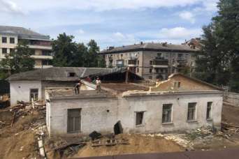 В Киеве снесли дом XIX века