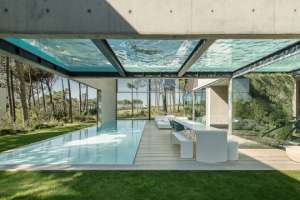 Когда одного бассейна мало